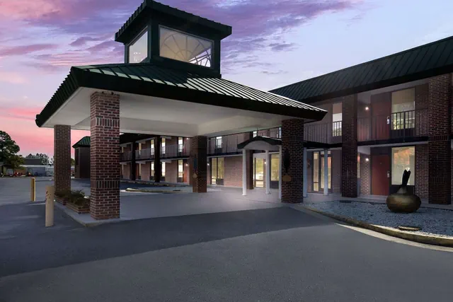 Photo 1 - Quality Inn & Suites Vidalia