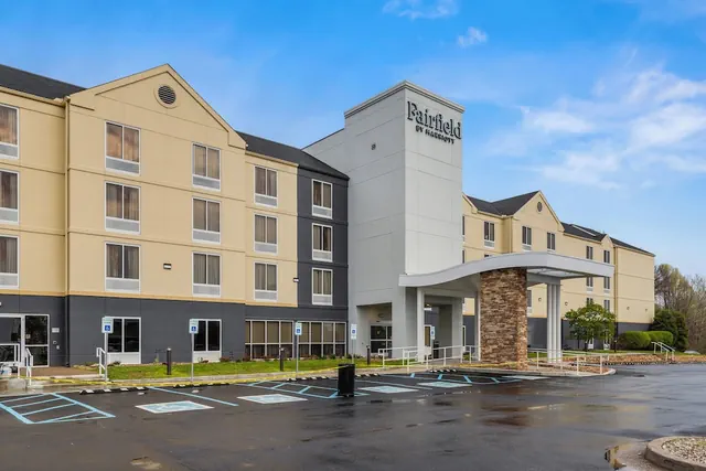 Photo 1 - Fairfield Inn by Marriott Evansville West
