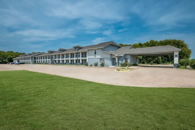 Photo 1 - Super 8 by Wyndham Bossier City/Shreveport Area