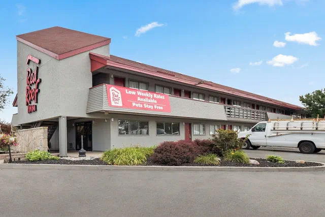 Photo 1 - Red Roof Inn Lansing East – MSU