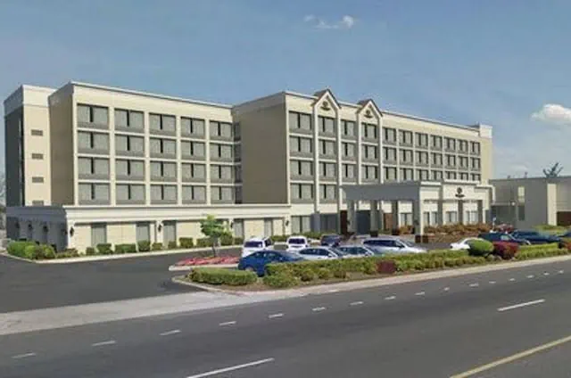 Photo 1 - DoubleTree by Hilton Hotel Decatur Riverfront
