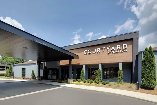 Photo 1 - Courtyard by Marriott Atlanta Windy Hill/Ballpark