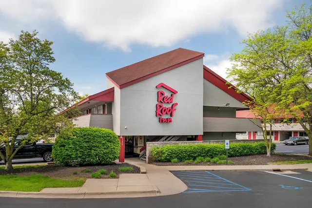 Photo 1 - Red Roof Inn Detroit-Rochester Hills/Auburn Hills