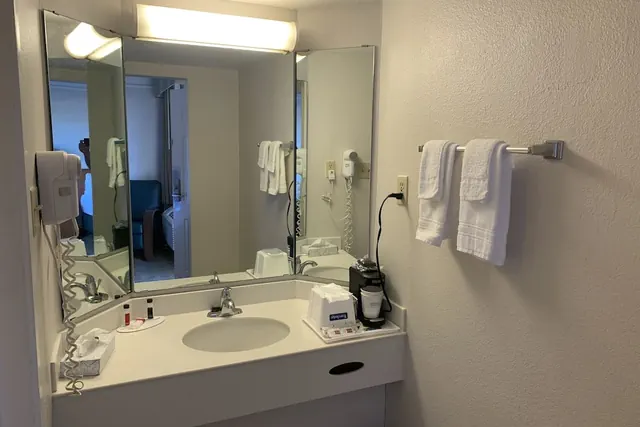 Photo 1 - Quality Inn & Suites Tuscaloosa near University