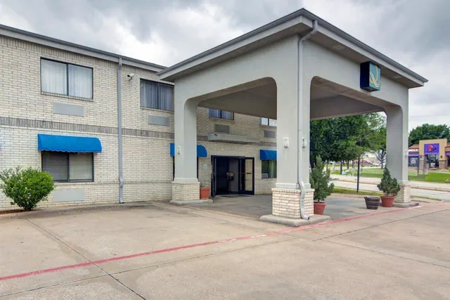 Photo 1 - Quality Inn & Suites Grand Prairie South