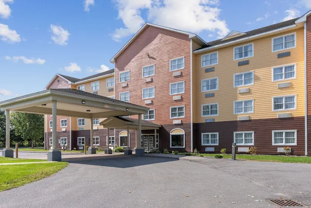 Photo 1 - Saco Bay Hotel