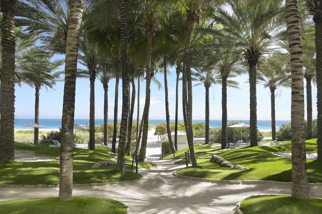 Photo 1 - Grand Beach Hotel Surfside