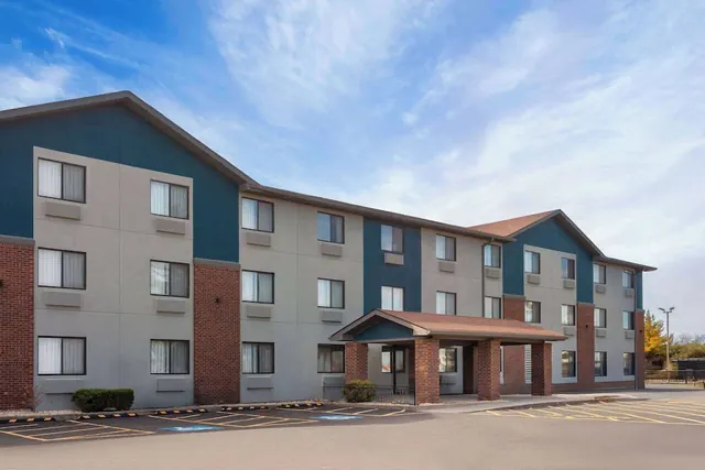 Photo 1 - Super 8 by Wyndham Romeoville Bolingbrook