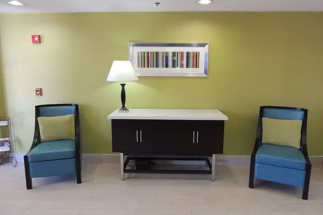 Photo 1 - Holiday Inn Express & Suites Birmingham Trussville by IHG