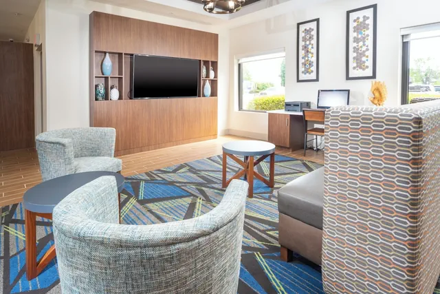 Photo 1 - Holiday Inn Express Clayton by IHG