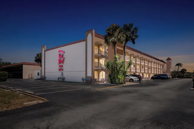 Photo 1 - Red Roof Inn PLUS+ & Suites Naples Downtown-5th Ave S