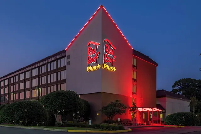 Photo 1 - Red Roof Inn PLUS+ Boston - Woburn/ Burlington