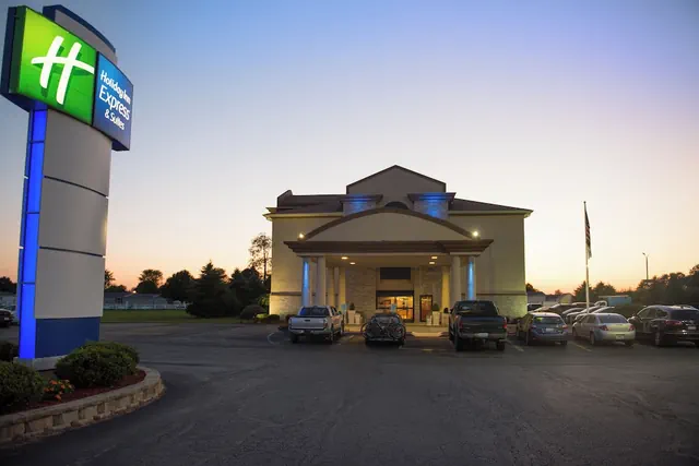 Photo 1 - Holiday Inn Express & Suites Wauseon by IHG