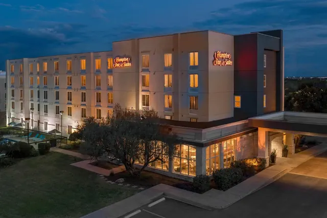 Photo 1 - Hampton Inn & Suites Austin-Airport