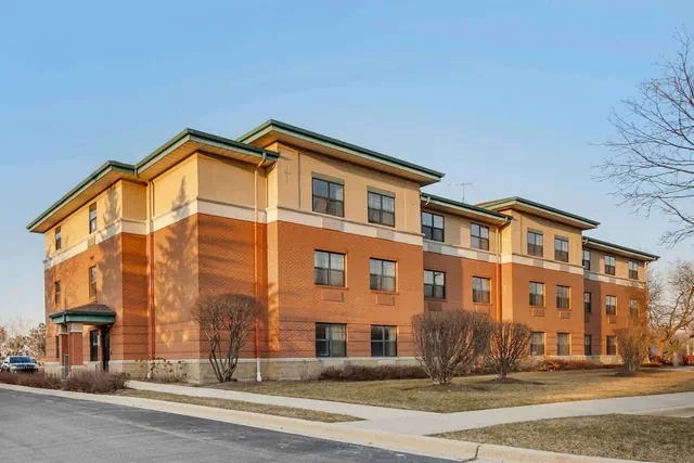 Photo 1 - Extended Stay America Suites - Chicago - Vernon Hills - Lake Forest