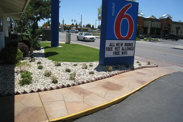 Photo 1 - Motel 6 Willows, CA