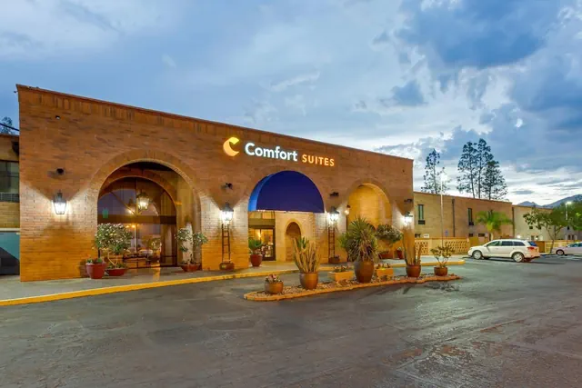 Photo 1 - Comfort Suites Tucson near Sabino Canyon