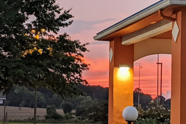Photo 1 - Quality Inn & Suites Decatur - Priceville I-65