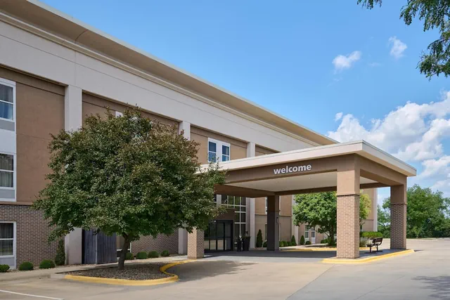 Photo 1 - Hampton Inn Lawrence