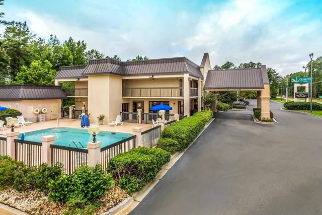 Photo 1 - Quality Inn Walterboro I-95