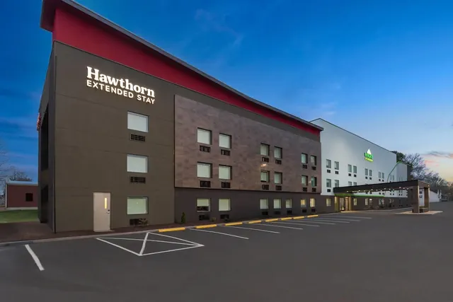 Photo 1 - Hawthorn Extended Stay by Wyndham Jackson