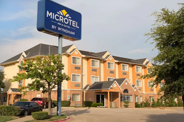 Photo 1 - Microtel Inn & Suites by Wyndham Garland/Dallas