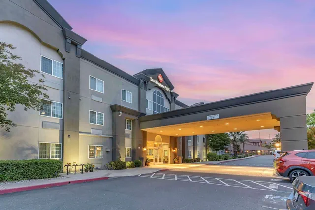 Photo 1 - Best Western Plus Vineyard Inn