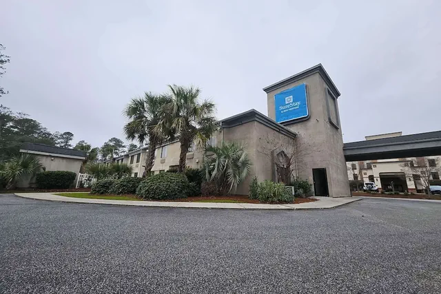 Photo 1 - SureStay by Best Western Summerville Flowertown