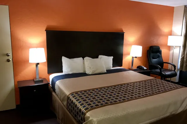 Photo 1 - American Inn