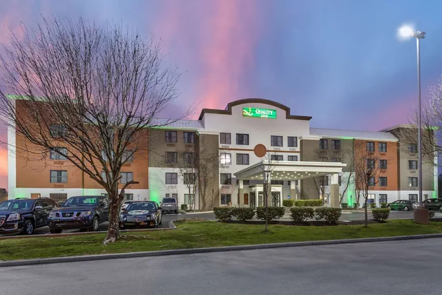 Photo 1 - Quality Inn Murfreesboro - University Area