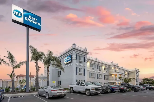 Photo 1 - Best Western Salinas Monterey Hotel
