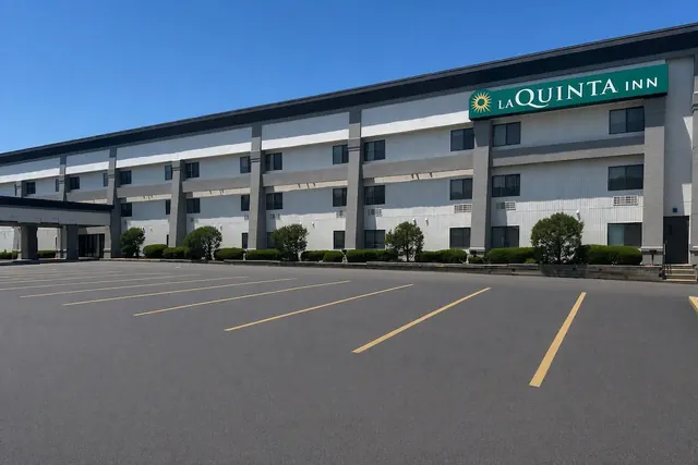 Photo 1 - La Quinta Inn by Wyndham Auburn Worcester