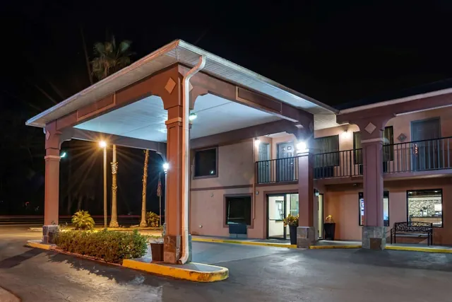 Photo 1 - Best Western Apalach Inn