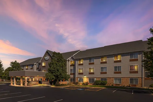 Photo 1 - Country Inn & Suites by Radisson Romeoville I-55