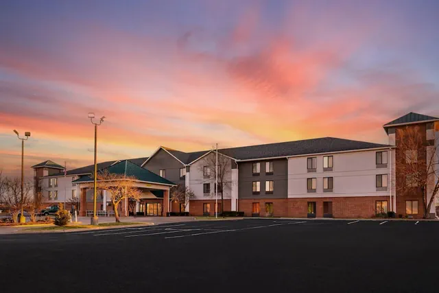 Photo 1 - Quality Inn Warrensburg