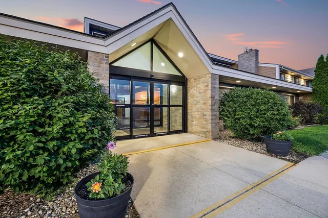 Photo 1 - AmericInn by Wyndham Albert Lea