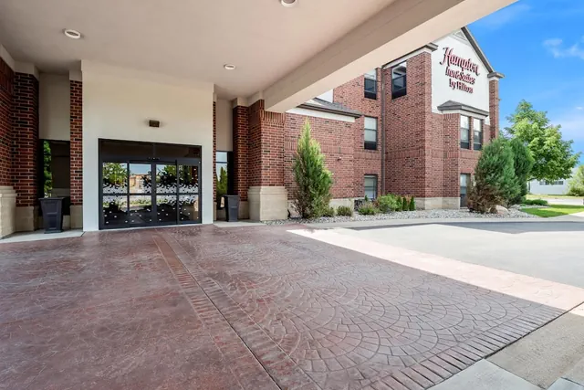 Photo 1 - Hampton Inn & Suites East Lansing/Okemos