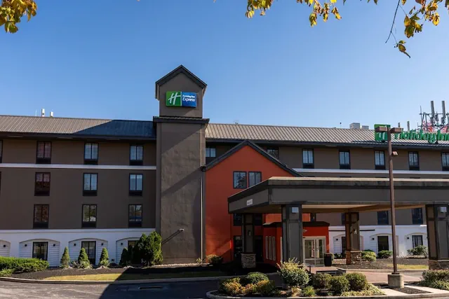 Photo 1 - Holiday Inn Express Frazer - Malvern by IHG