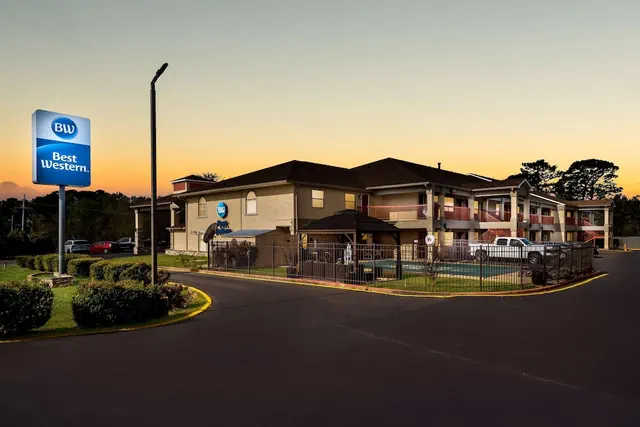 Photo 1 - Best Western Minden Inn