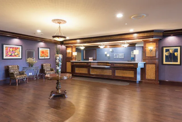 Photo 1 - Holiday Inn Express Holland by IHG