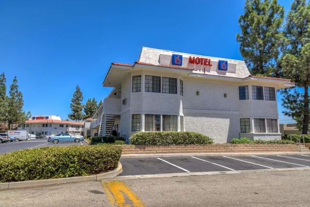 Photo 1 - Motel 6 San Dimas, CA - Los Angeles
