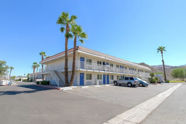 Photo 1 - Motel 6 Rancho Mirage, CA - Palm Springs