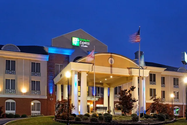 Photo 1 - Holiday Inn Express Hotel & Suites Cullman by IHG