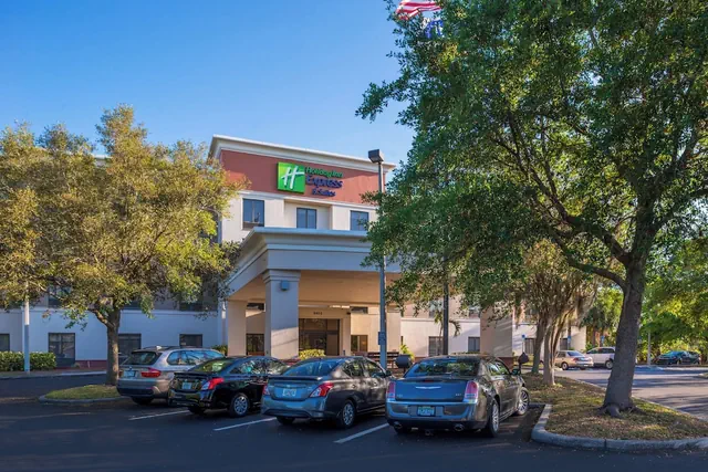 Photo 1 - Holiday Inn Express Hotel & Suites Tampa-Anderson Rd/Veteran by IHG