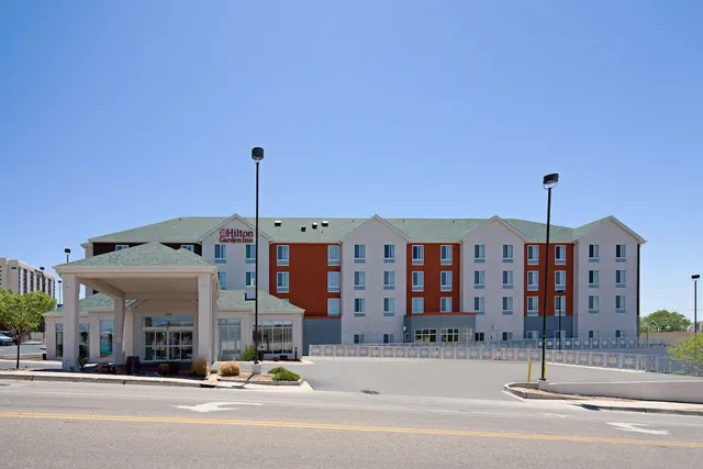 Photo 1 - Hilton Garden Inn Albuquerque Airport