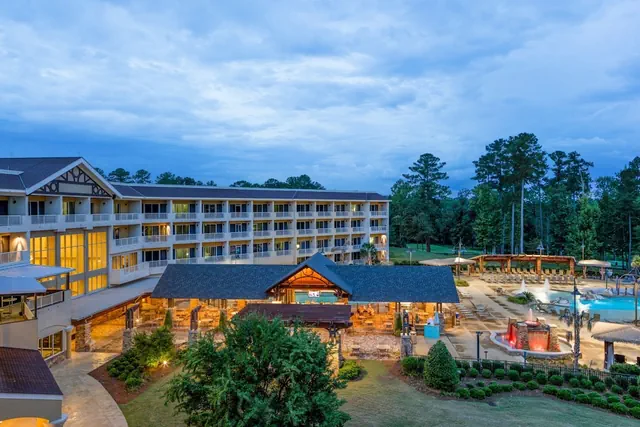 Photo 1 - Auburn Marriott Opelika Resort & Spa at Grand National