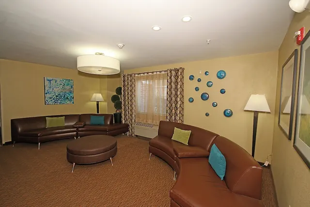 Photo 1 - Candlewood Suites Newport News/Yorktown by IHG