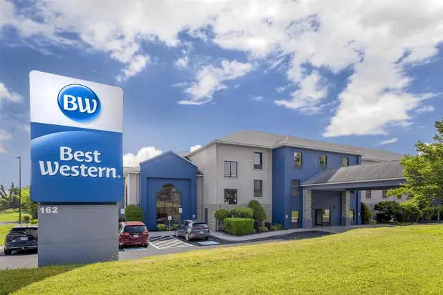 Photo 1 - Best Western Knoxville Airport/Alcoa