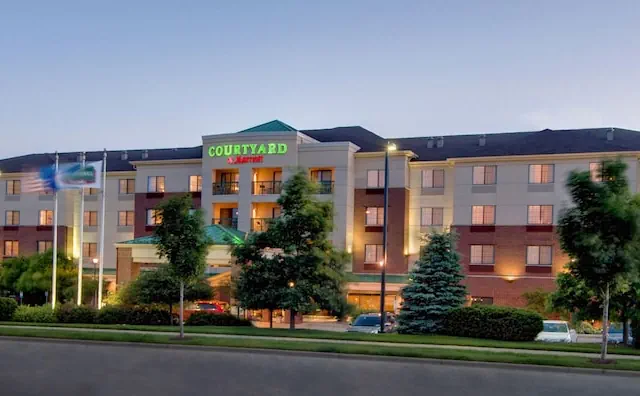 Photo 1 - Courtyard by Marriott Madison East