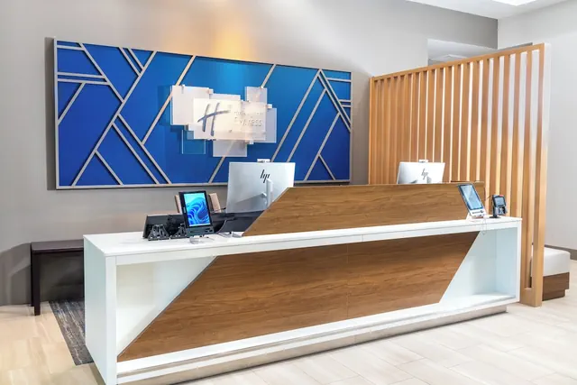 Photo 1 - Holiday Inn Express Hotel & Suites Pittsburgh-South Side by IHG